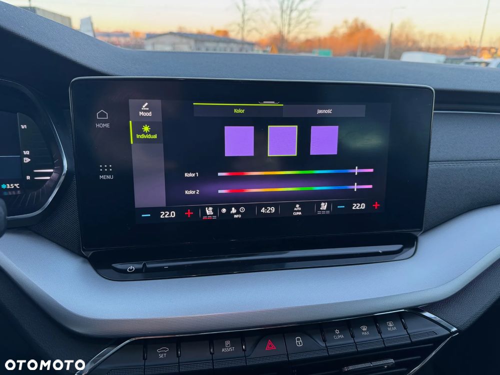 Skoda Octavia 2.0 TDI SCR Style DSG - 35