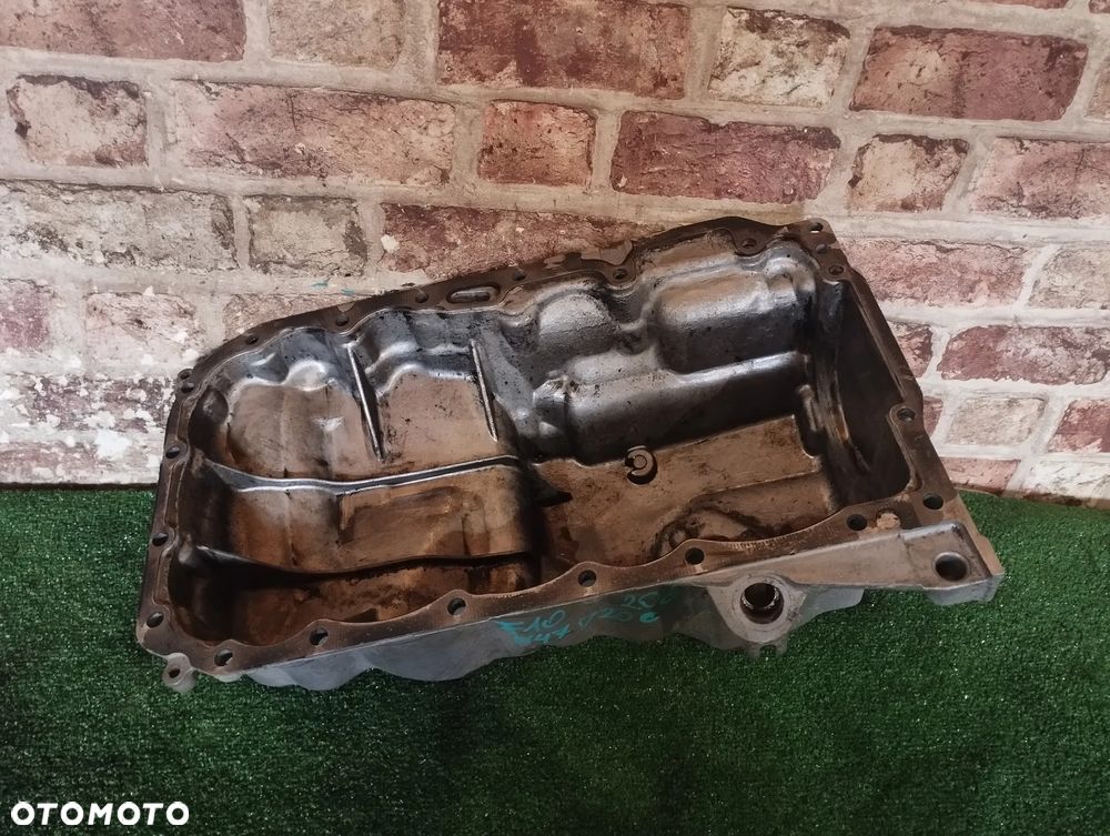 MISKA OLEJOWA 7812360 13992010 BMW F10 2.0D 2013 ROK N47D20C - 2