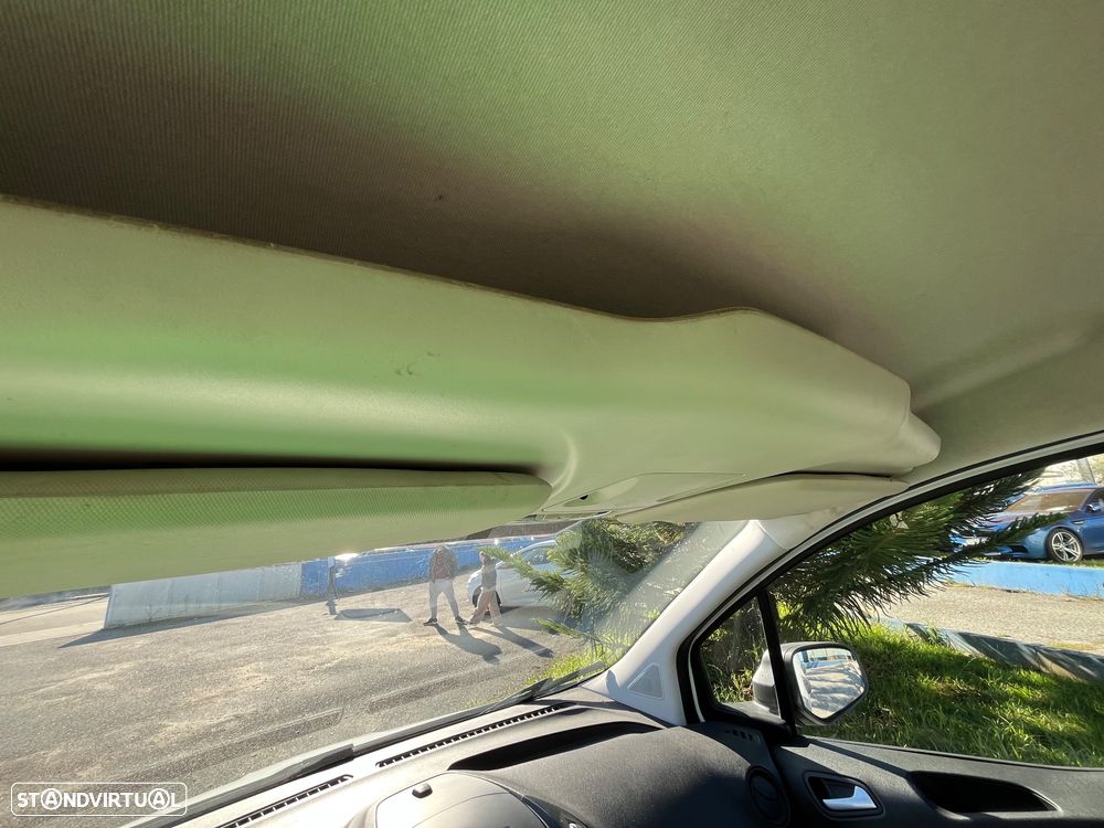 Ford Transit Courier - 35