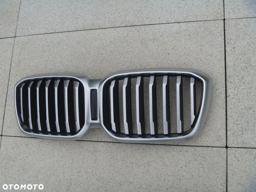 BMW X3 G01 X4 G02 LIFT LCI 2021- GRILL ATRAPA ZDERZAKA SATYNA 10627111 ŁADNY - 3