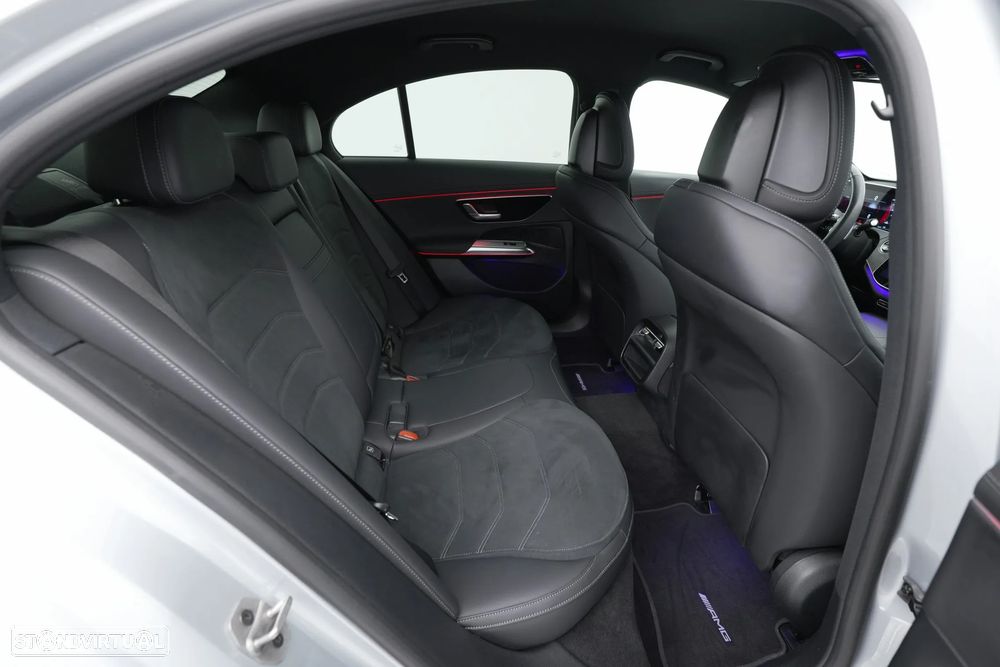 Mercedes-Benz E 220 d 9G-TRONIC Edition AMG Line - 31