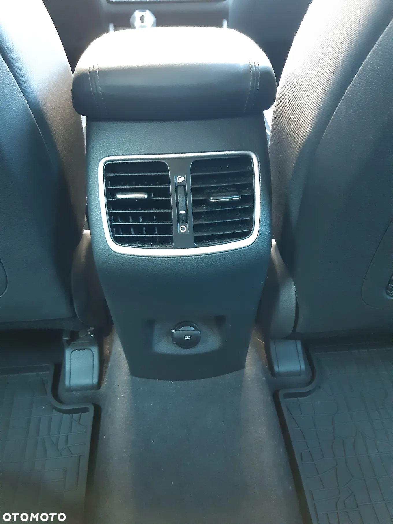 Hyundai Tucson 1.6 T-GDi Premium 4WD DCT - 24