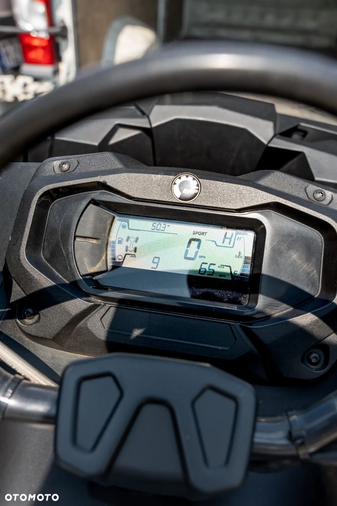 Can-Am Outlander - 36