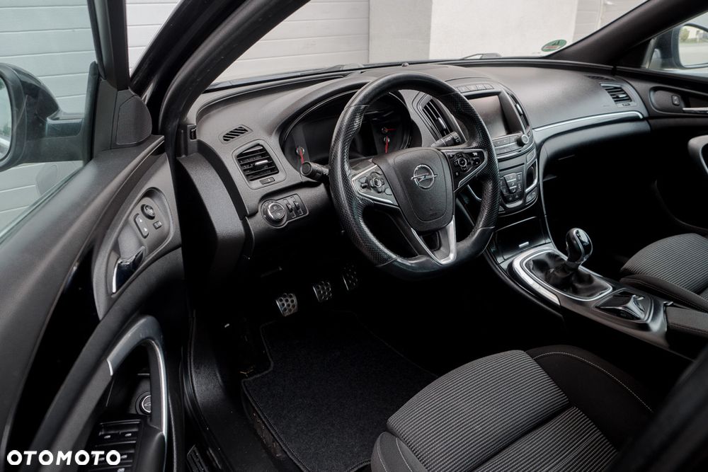 Opel Insignia 1.6 T Cosmo S&S - 11