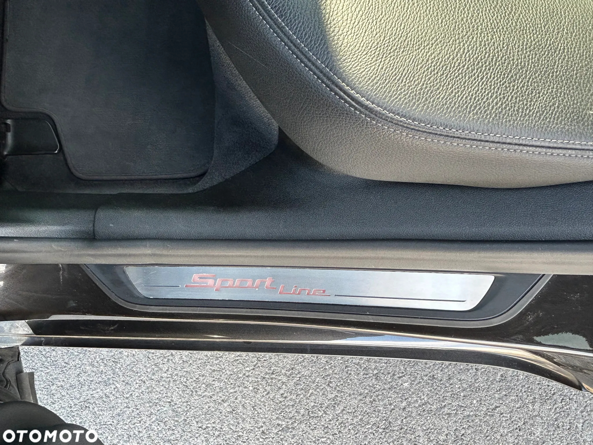 BMW Seria 5 520d Sport Line - 12