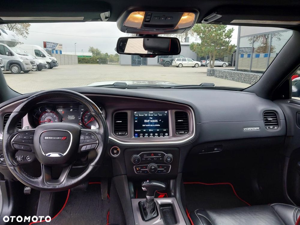 Dodge Charger 5.7 R/T - 11