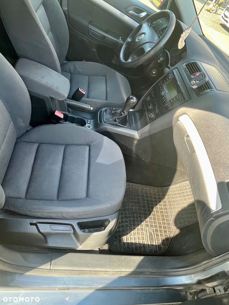 Skoda Octavia 1.6 Ambiente - 14