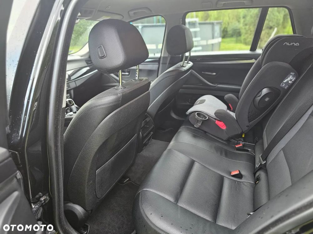 BMW Seria 5 520d - 6