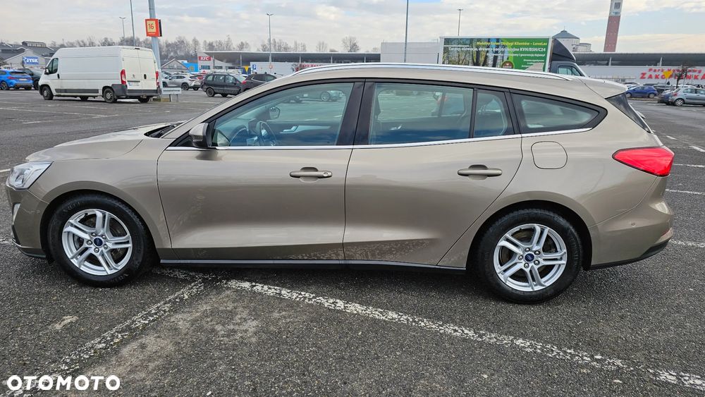 Ford Focus SW 1.5 EcoBoost Trend Edition Business - 14