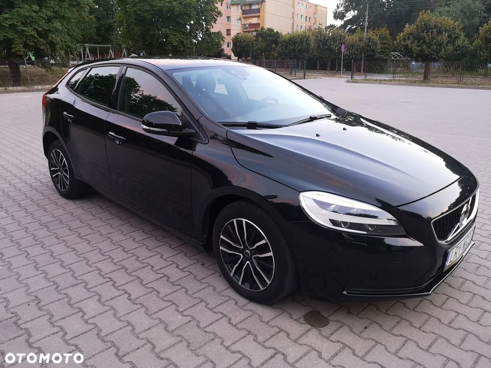 Volvo V40 D2 Momentum - 18