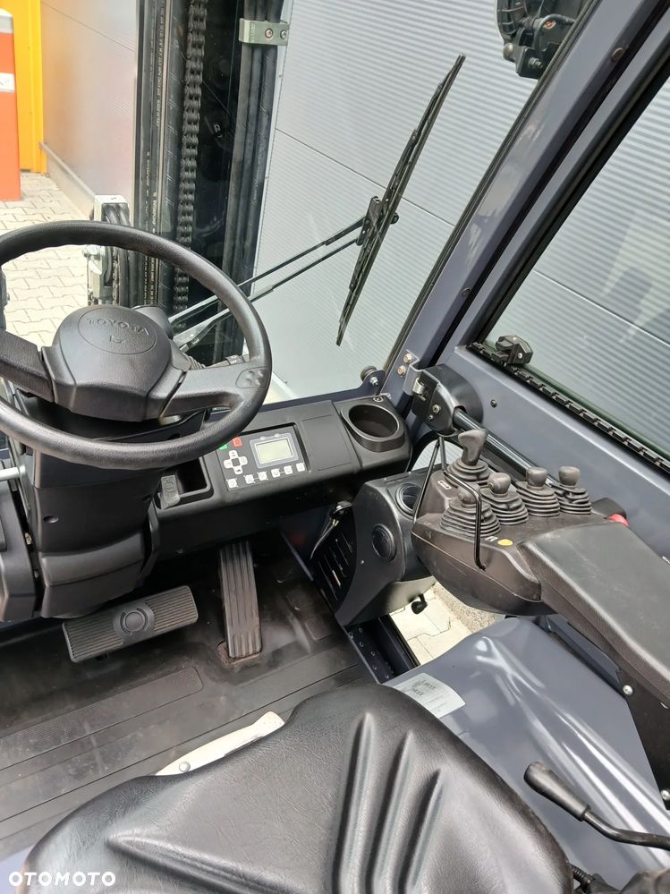 Toyota 8FBMT25 - 7