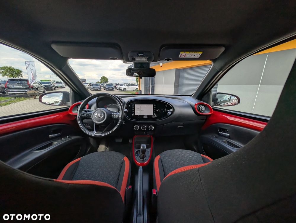 Toyota Aygo X x-shift x-style - 23