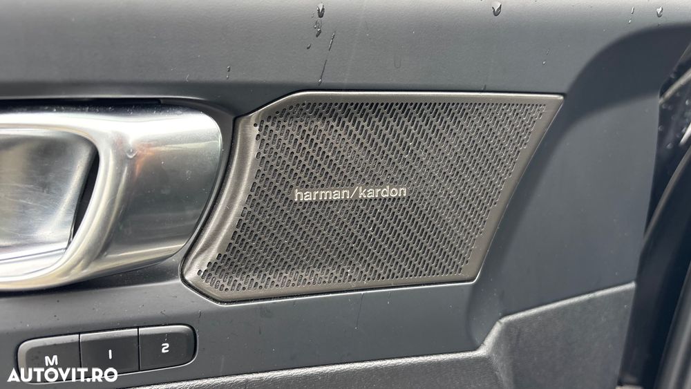 Volvo XC 40 T4 Recharge DKG Ultimate Dark - 20