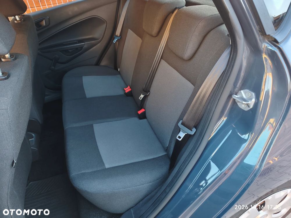 Ford Fiesta 1.25 Trend - 10
