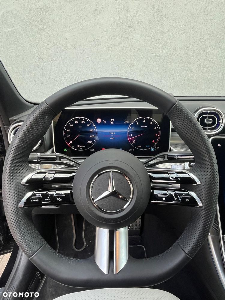 Mercedes-Benz Klasa C 180 mHEV AMG - 13