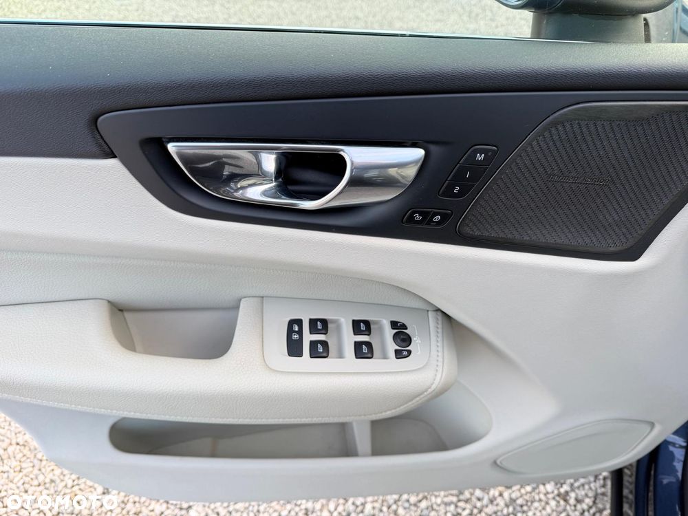 Volvo XC 60 D4 Geartronic Inscription - 18