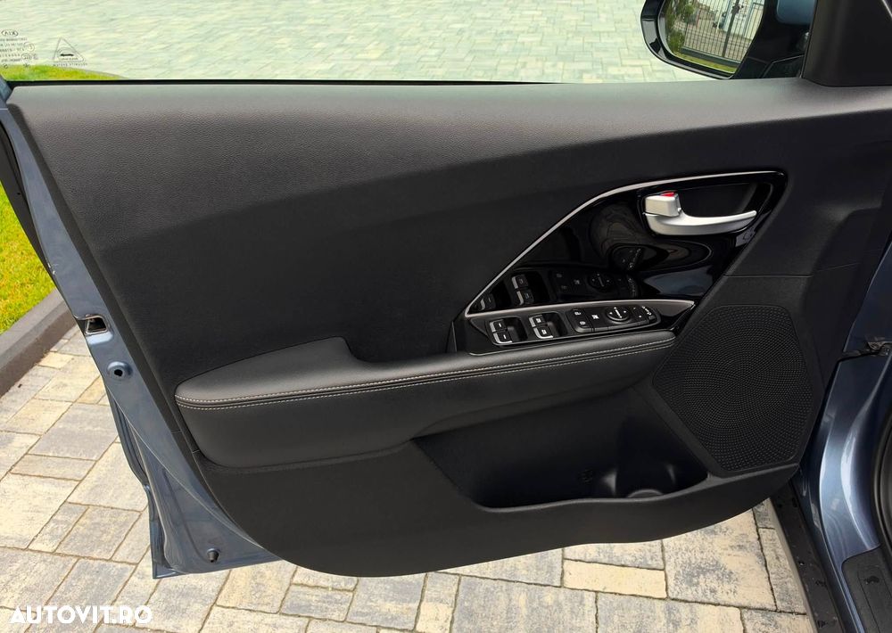 Kia Niro 1.6 GDI HEV 2WD OPF Aut. Vision - 18
