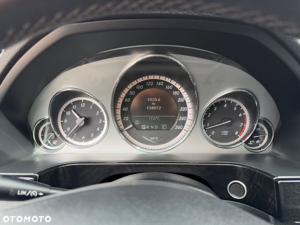 Mercedes-Benz Klasa E 200 CGI BlueEFFICIENCY Automatik Avantgarde - 15