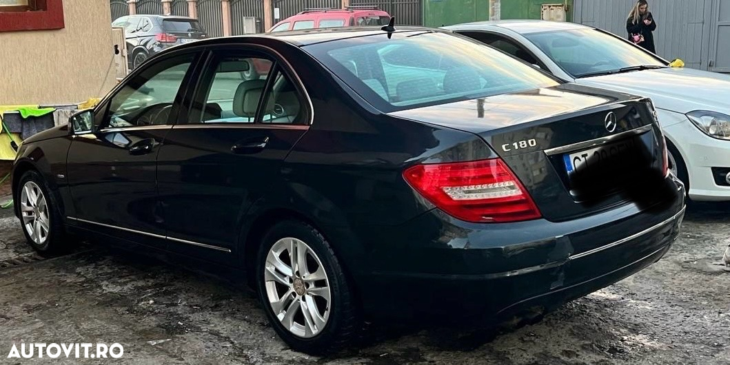 Mercedes-Benz C - 5