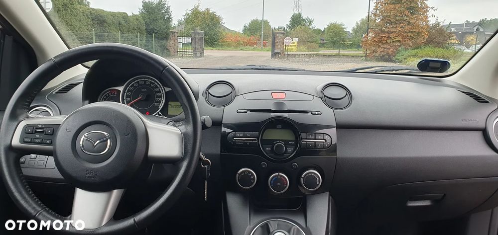 Mazda 2 1.3 Comfort - 12