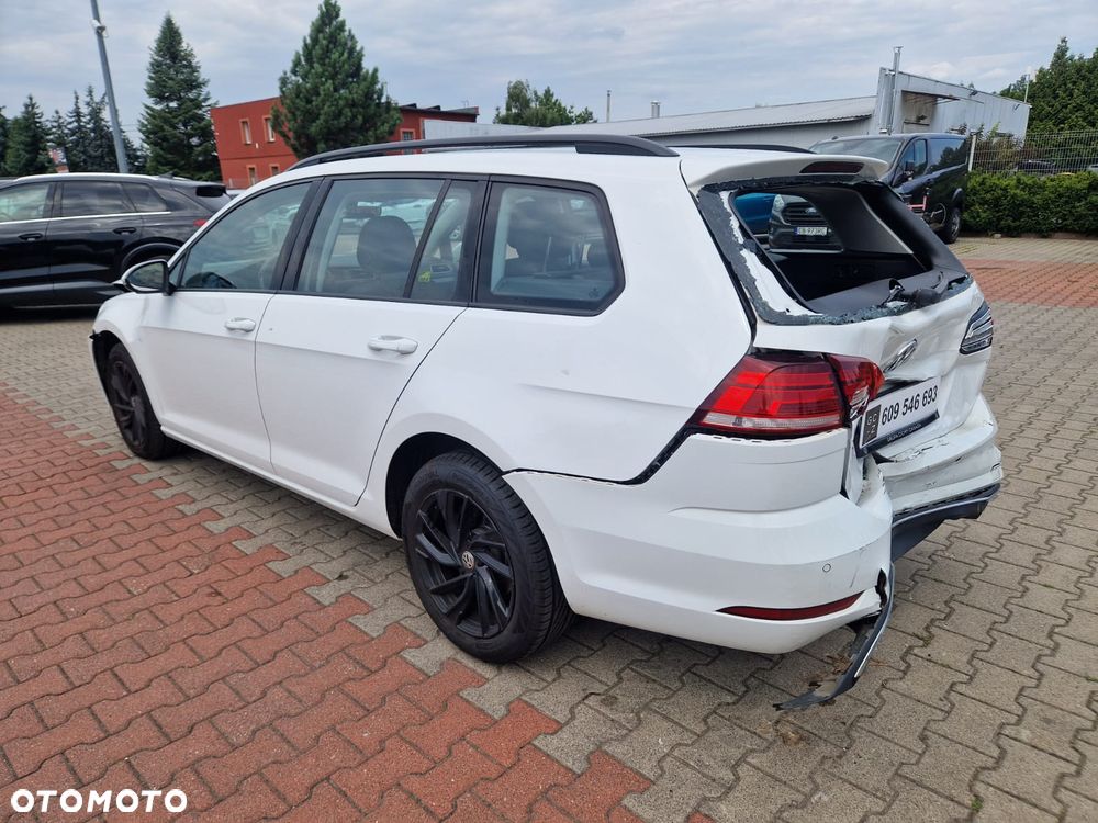 Volkswagen Golf 1.6 TDI BMT Comfortline - 4