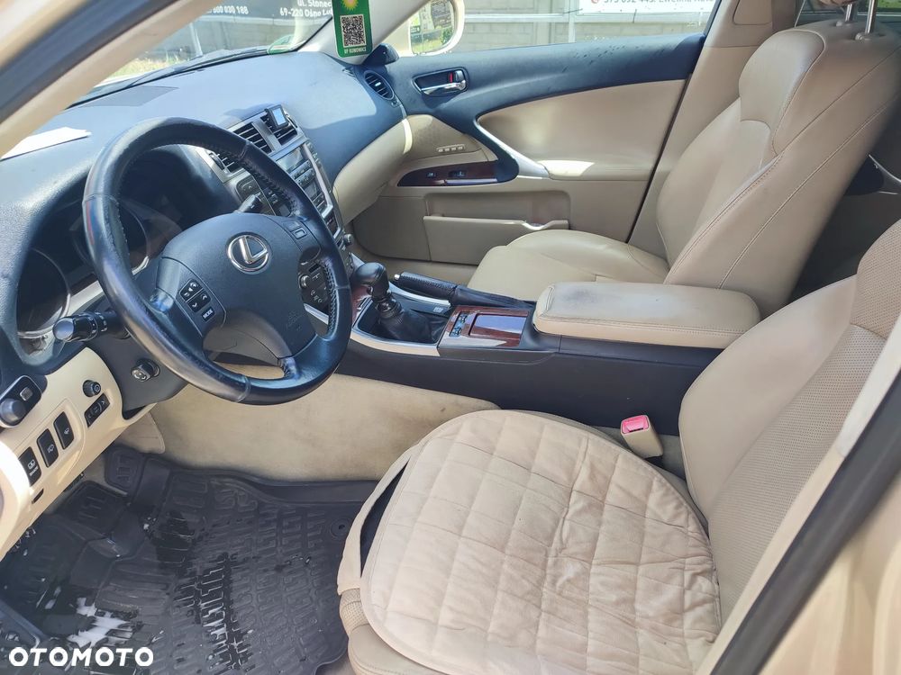 Lexus IS 220 D Prestige - 5