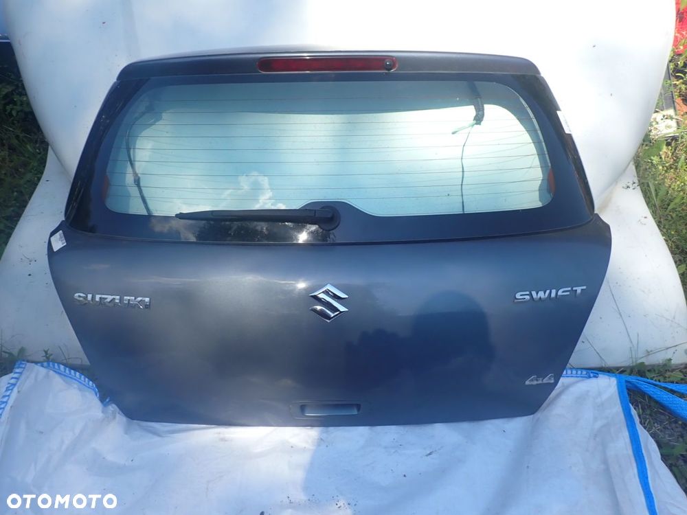 KLAPA TYŁ BAGAŻNIKA SUZUKI SWIFT IV MK6 ZY4 - 1