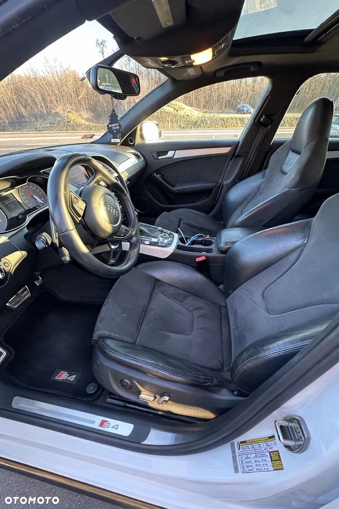 Audi S4 Limousine - 14