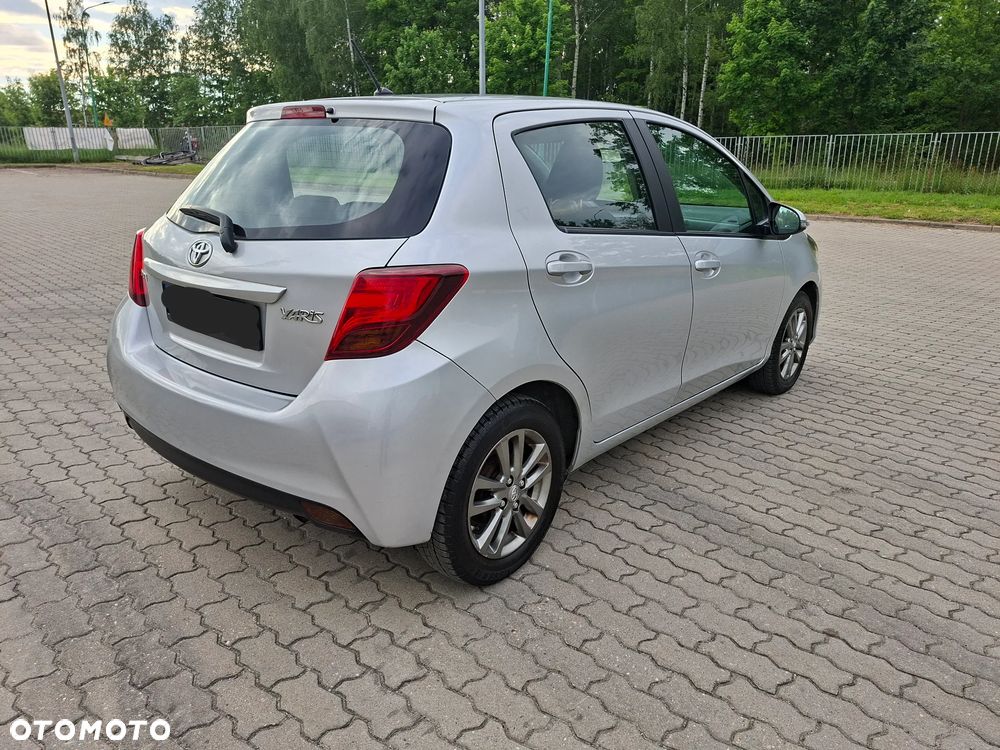 Toyota Yaris - 7