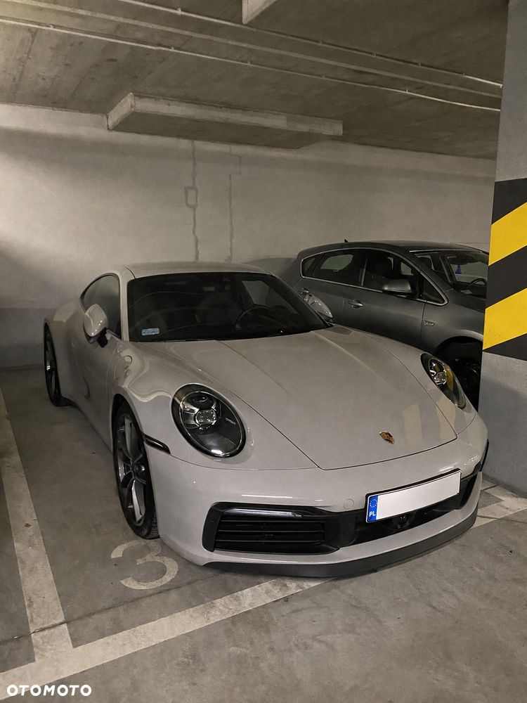 Porsche 911 Carrera 4S - 3