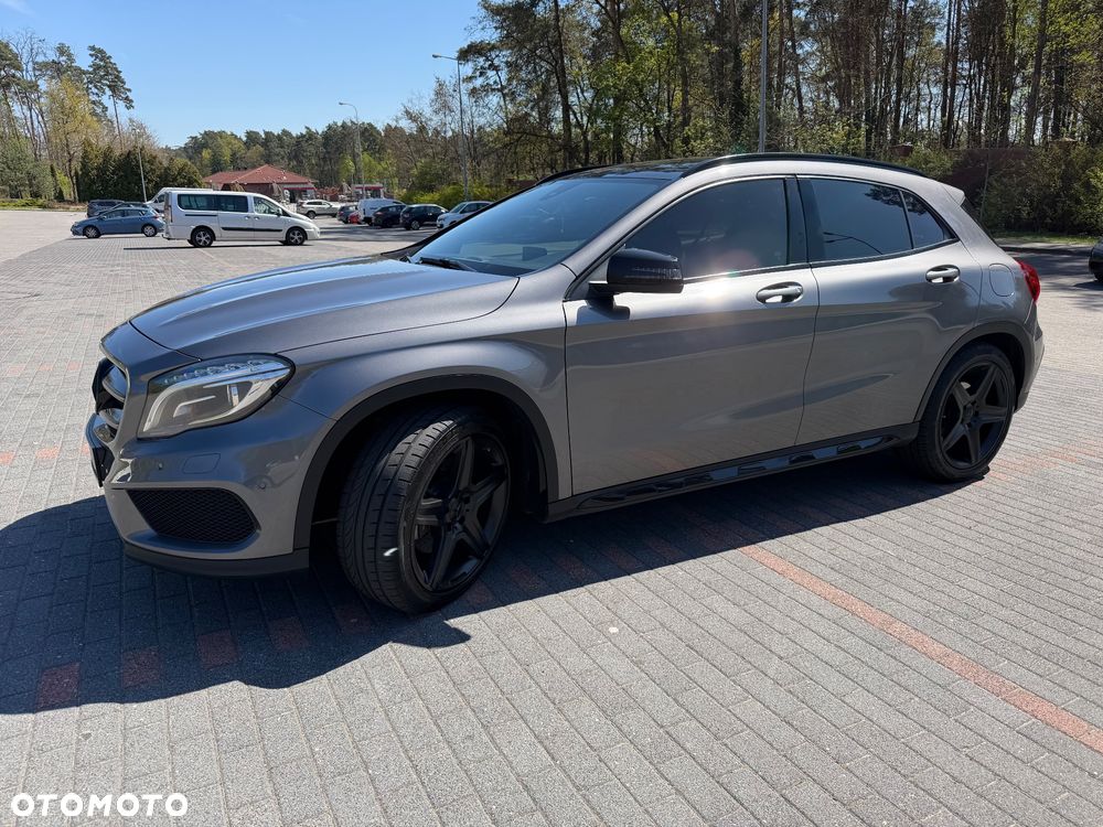 Mercedes-Benz GLA 250 4-Matic - 7