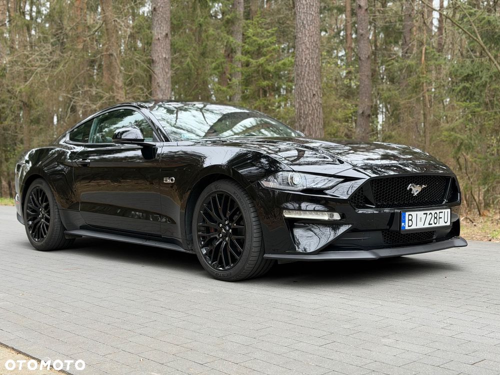 Ford Mustang - 4