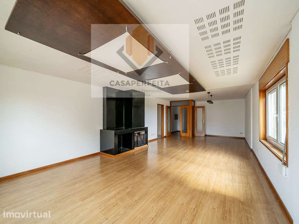 T3 de 3 Frentes com 185M2 em Condomínio Fechado com Box para 2 carr... - Grande imagem: 4/40