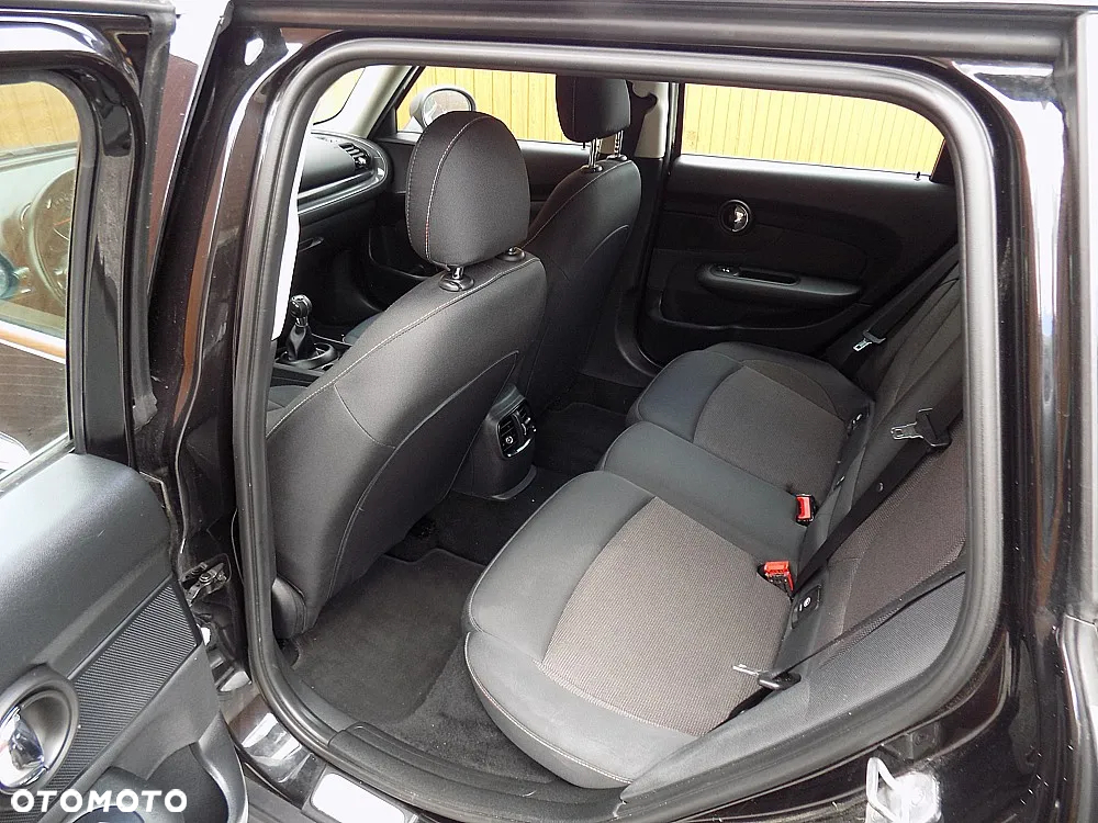 MINI Clubman One D Blackyard - 6