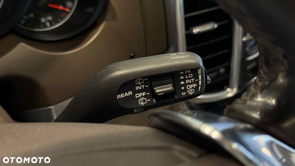 Porsche Cayenne S Tiptronic S - 26