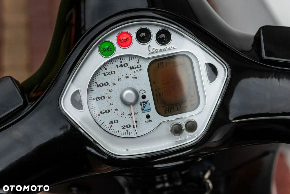 Piaggio Vespa - 9