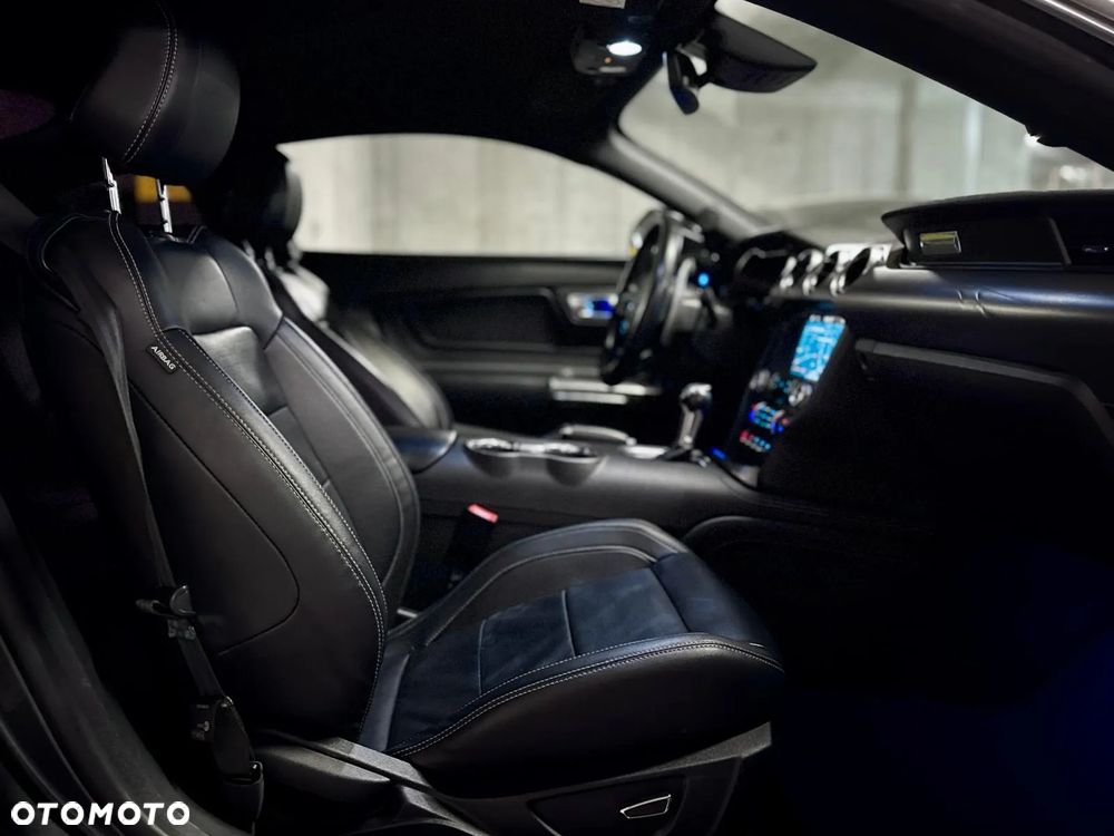 Ford Mustang 5.0 V8 GT - 21
