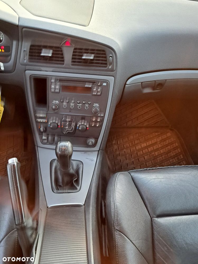 Volvo V70 2.4 Kinetic - 17