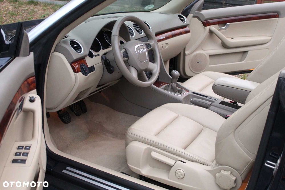 Audi A4 Cabrio - 7