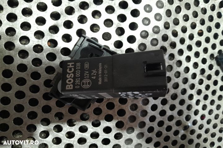 Releu bujii incandescente 038907281D / 0281003038 038907281D / 028100 - 2