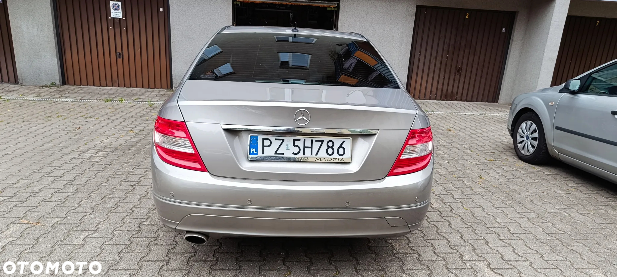Mercedes-Benz Klasa C 200 T CGI Automatik BlueEFFICIENCY Elegance - 3