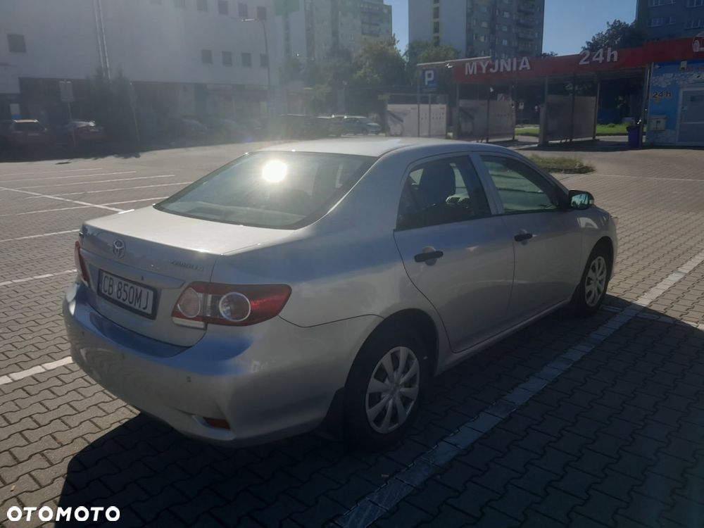 Toyota Corolla 1.6 Terra - 6