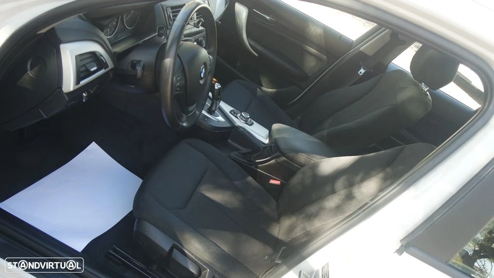 BMW 116 i Aut. Sport Line - 10
