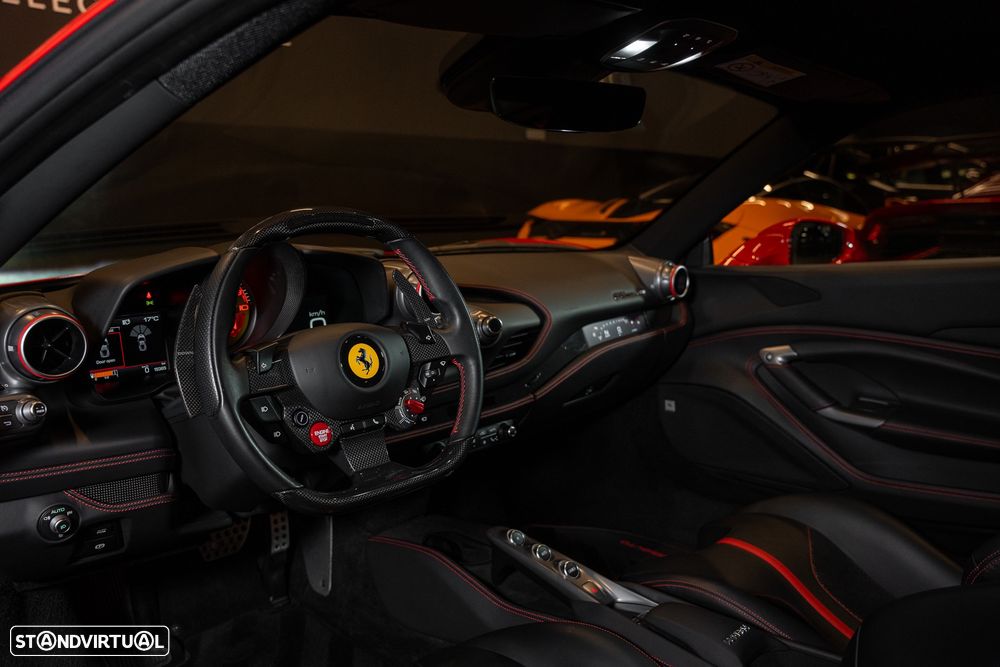 Ferrari F8 Tributo Standard - 30