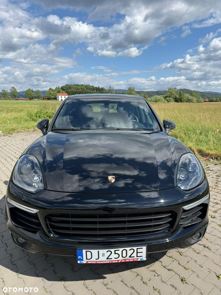 Porsche Cayenne Standard - 5