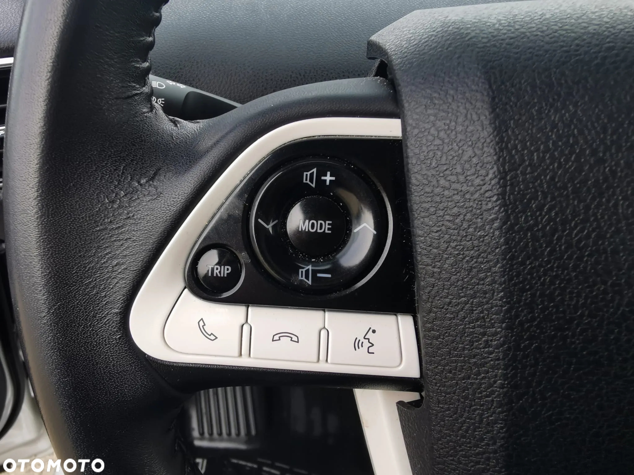 Toyota Prius Plug-in (Hybrid) Comfort - 38