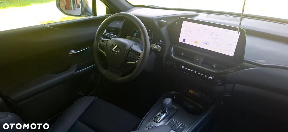 Lexus UX 200 GPF F Sport Design+ 2WD - 26