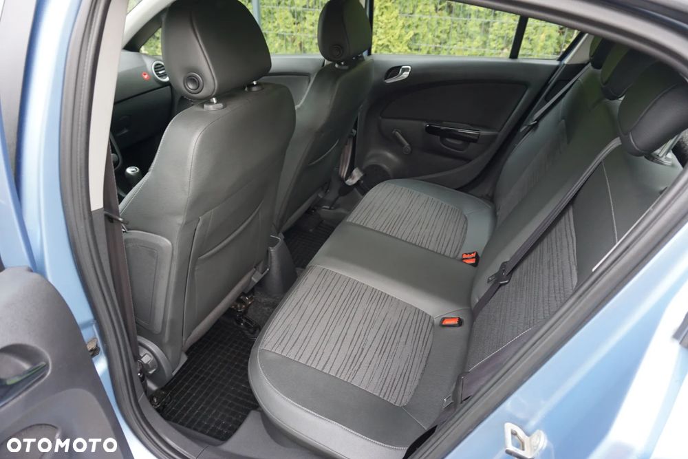 Opel Corsa 1.2 16V EcoFLEX Easytronic Color Stripes - 16