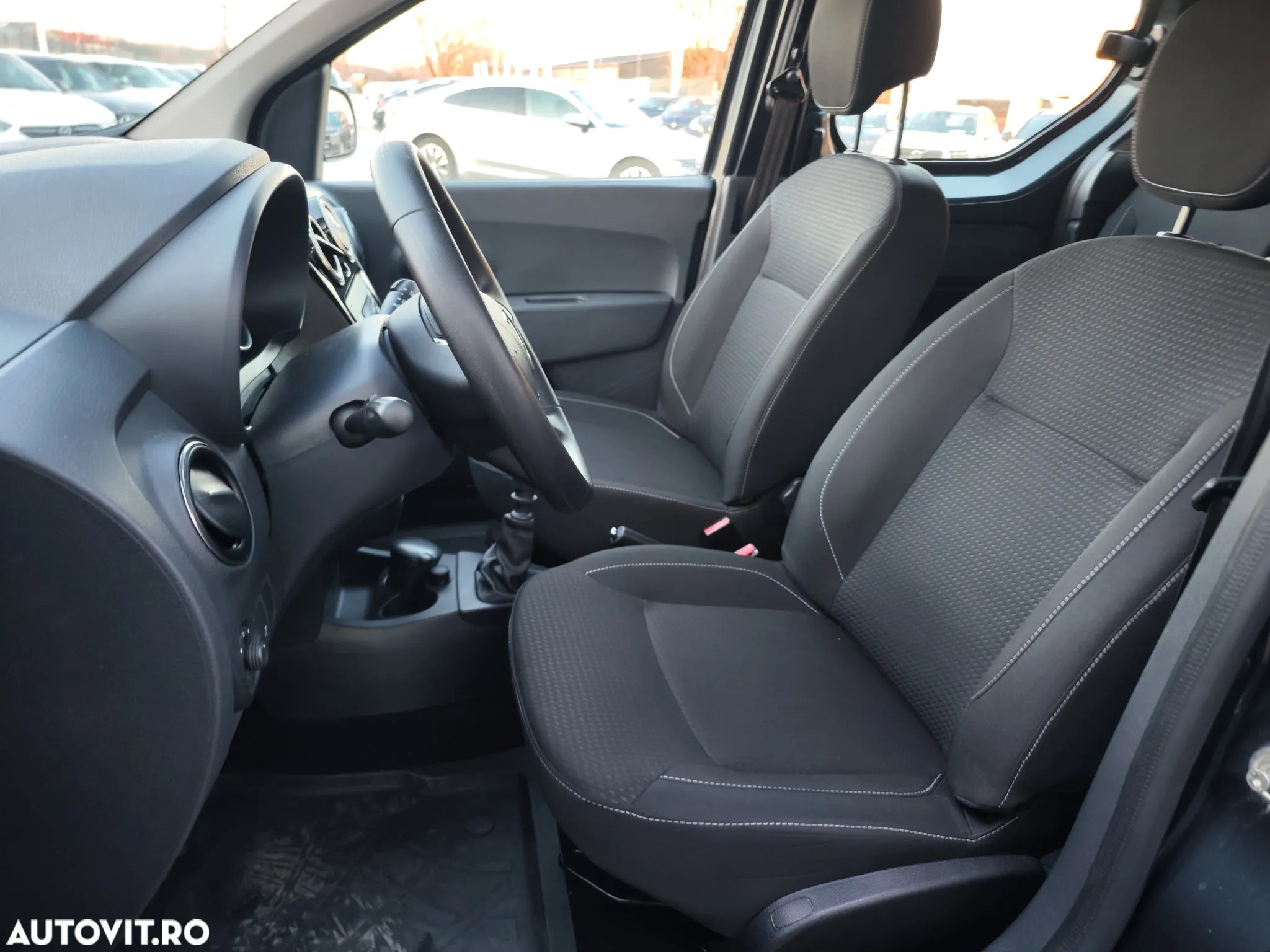 Dacia Dokker 1.5 Blue dCi Ambiance - 12