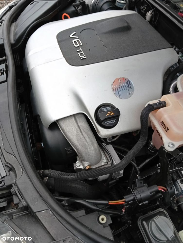 Audi A4 Avant 2.5 TDI Multitronic - 9